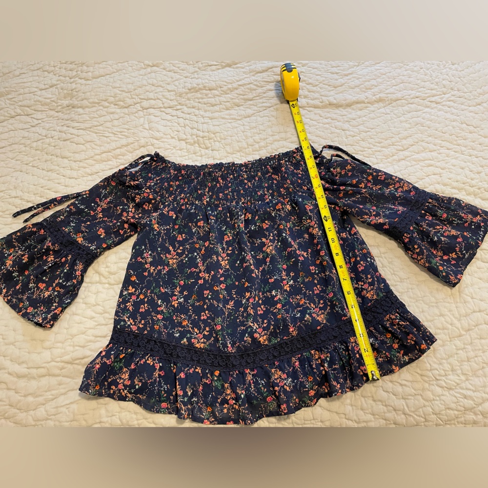 Skies Are Blue off shoulder peasant bell sleeve top